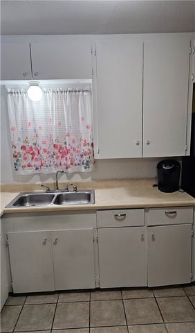 4314 Moravian Dr, Corpus Christi, TX 78411