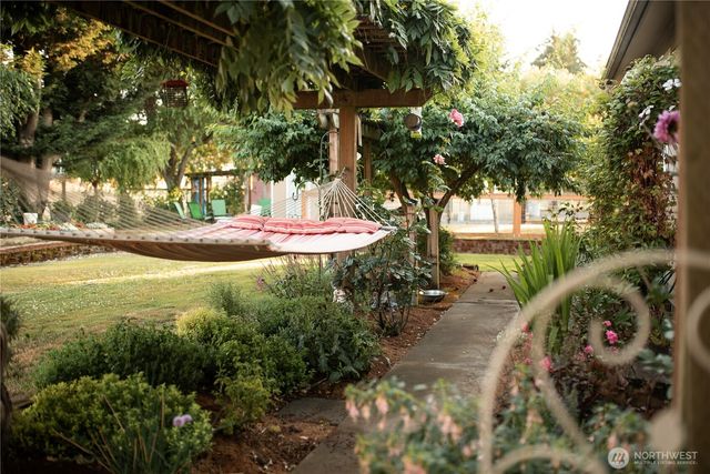 4004 50th Street Ct E, Tacoma, WA 98443