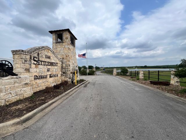 Lot 17 Settlement WAY, Luling, TX 78648