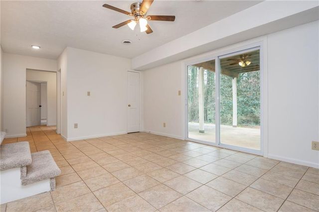 35 Simpson NE Drive, Kennesaw, GA 30144