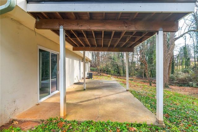 35 Simpson NE Drive, Kennesaw, GA 30144