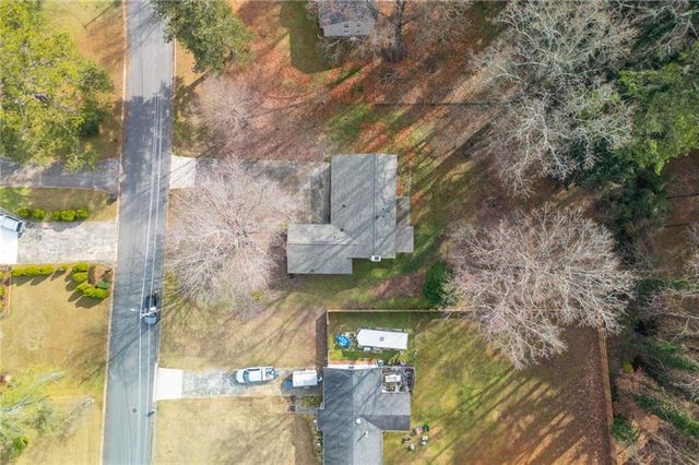 35 Simpson NE Drive, Kennesaw, GA 30144