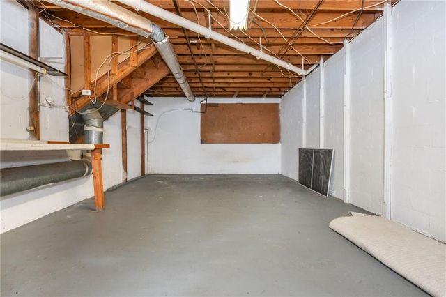 35 Simpson NE Drive, Kennesaw, GA 30144