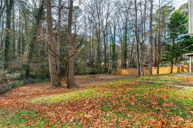 35 Simpson NE Drive, Kennesaw, GA 30144