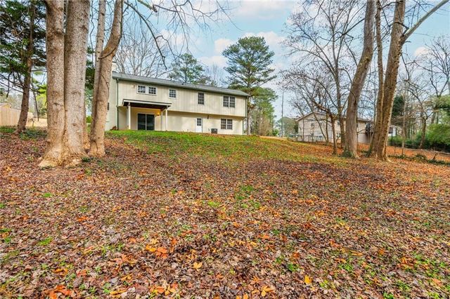 35 Simpson NE Drive, Kennesaw, GA 30144