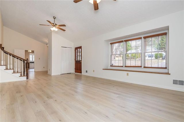 35 Simpson NE Drive, Kennesaw, GA 30144