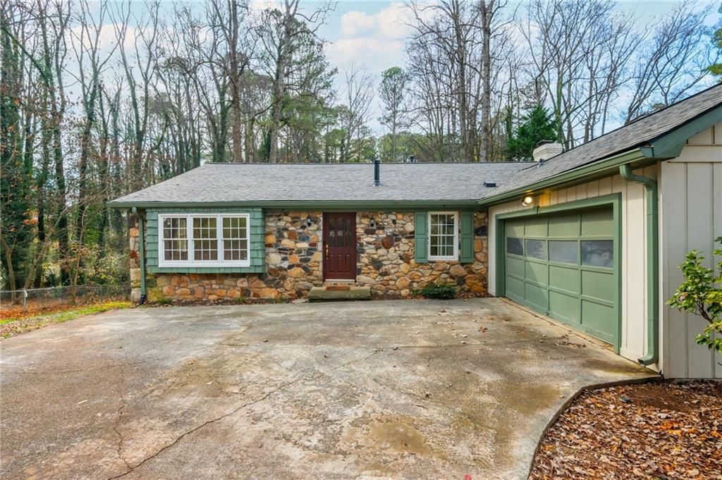 35 Simpson NE Drive, Kennesaw, GA 30144