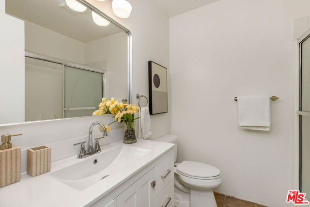 2337 Oak Street 4, Santa Monica, CA 90405