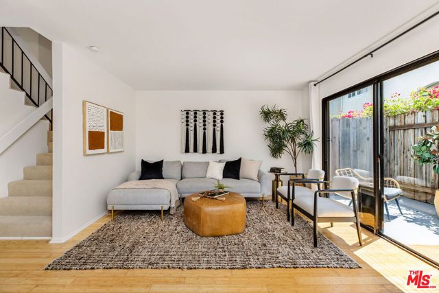 2337 Oak Street 4, Santa Monica, CA 90405