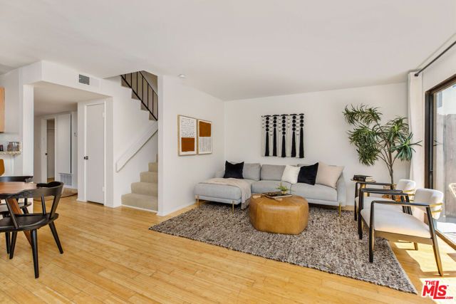 2337 Oak Street 4, Santa Monica, CA 90405