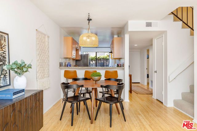 2337 Oak Street 4, Santa Monica, CA 90405