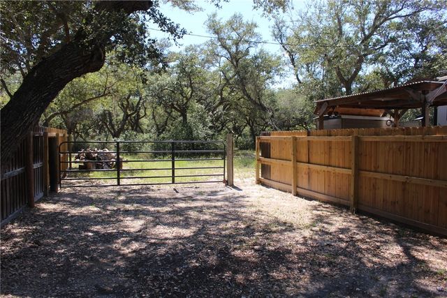 2328 CHAPARRAL, Rockport, TX 78382