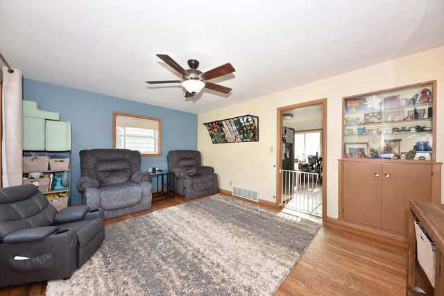 6509 W Warnimont AVENUE, Milwaukee, WI 53220