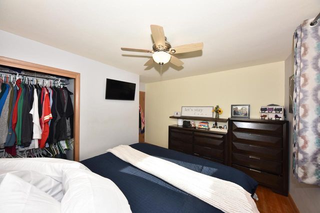 6509 W Warnimont AVENUE, Milwaukee, WI 53220