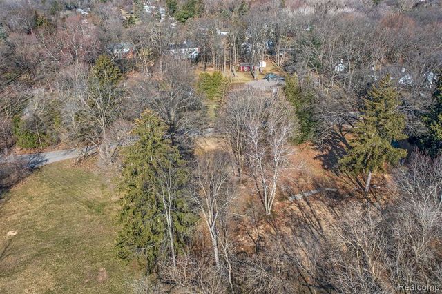 31050 Briarcliff Road, Franklin, MI 48025