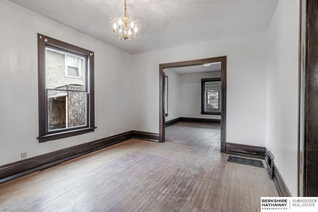 3858 Franklin Street, Omaha, NE 68111