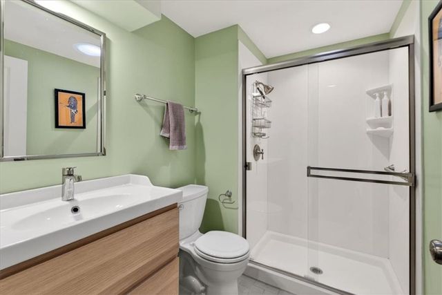 9815 Belinder Road, Leawood, KS 66206