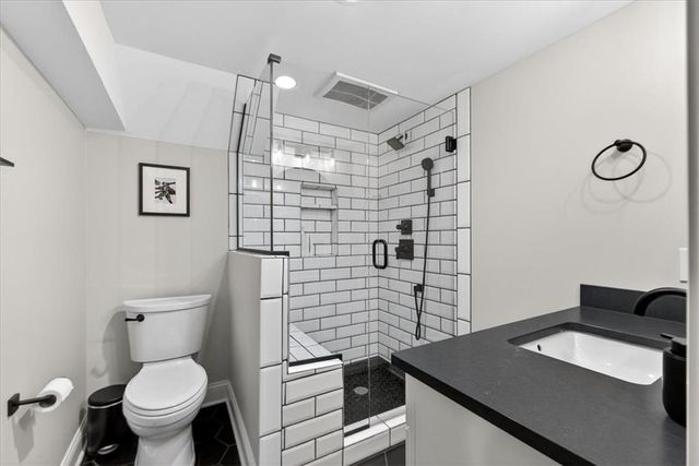 9815 Belinder Road, Leawood, KS 66206