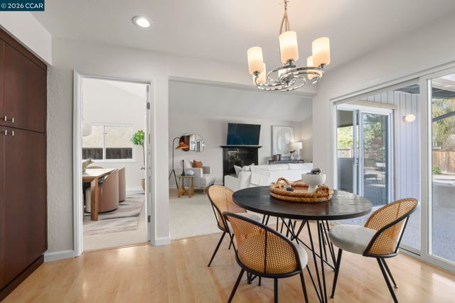 324 York Court, Walnut Creek, CA 94598