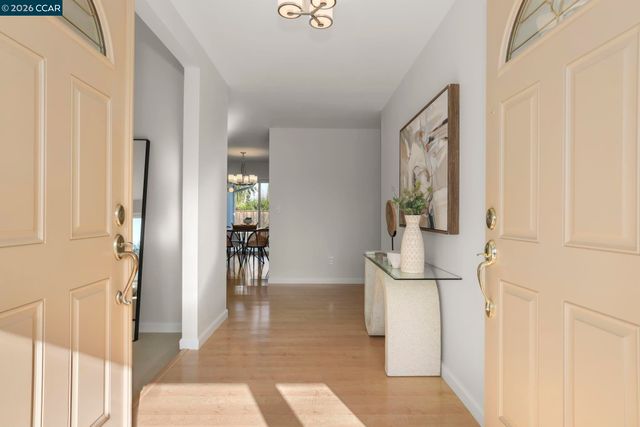 324 York Court, Walnut Creek, CA 94598