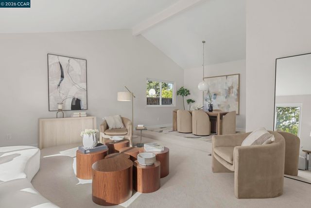 324 York Court, Walnut Creek, CA 94598