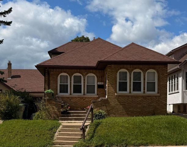1713 N 55th STREET, Milwaukee, WI 53208