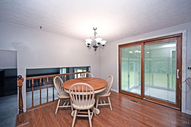 7868 Quail Hollow Court, West Chester, OH 45069