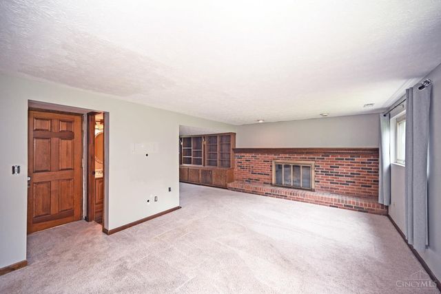 7868 Quail Hollow Court, West Chester, OH 45069