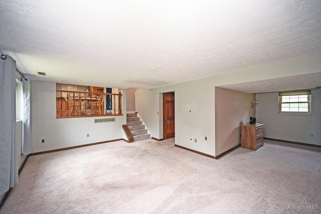 7868 Quail Hollow Court, West Chester, OH 45069