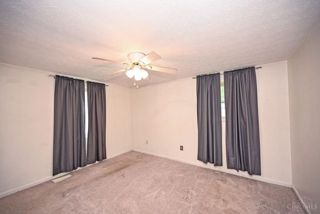 7868 Quail Hollow Court, West Chester, OH 45069