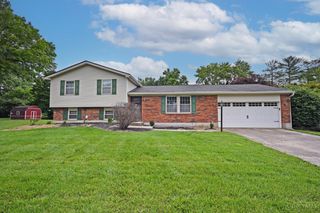 7868 Quail Hollow Court, West Chester, OH 45069