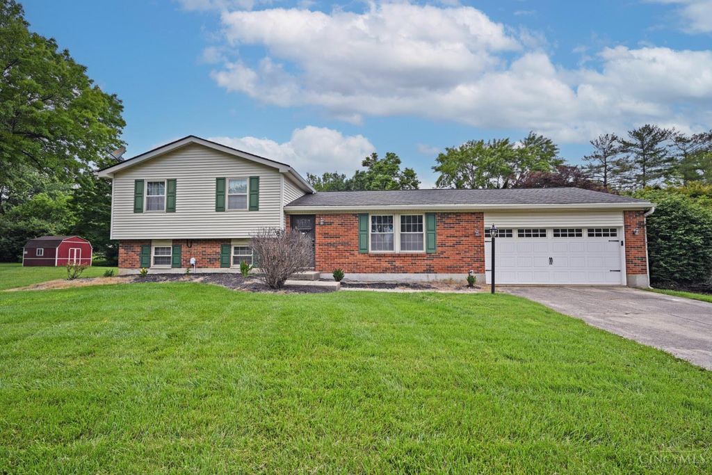 7868 Quail Hollow Court, West Chester, OH 45069