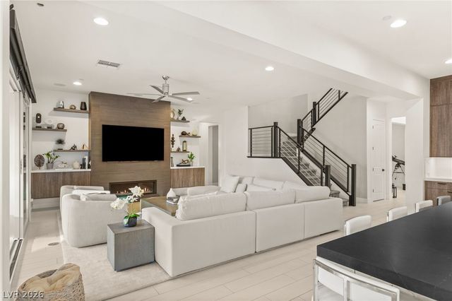 2158 Alto Vista Drive, Henderson, NV 89052