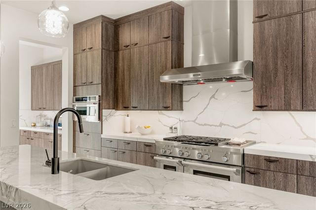 2158 Alto Vista Drive, Henderson, NV 89052