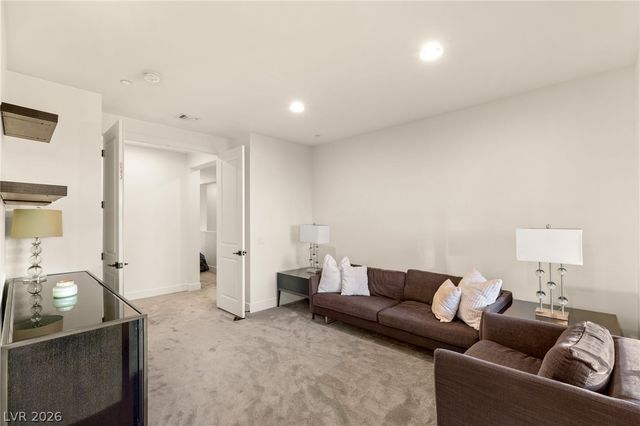 2158 Alto Vista Drive, Henderson, NV 89052