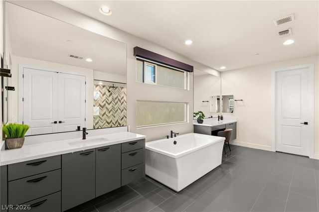 2158 Alto Vista Drive, Henderson, NV 89052