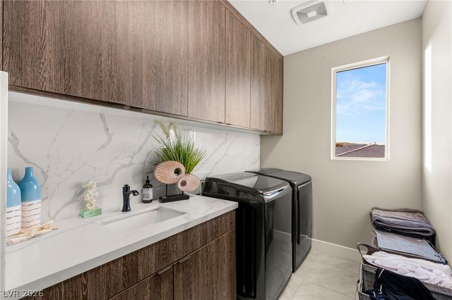 2158 Alto Vista Drive, Henderson, NV 89052