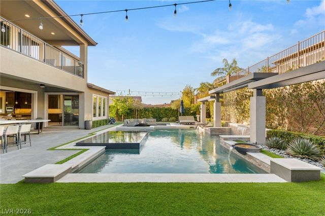 2158 Alto Vista Drive, Henderson, NV 89052