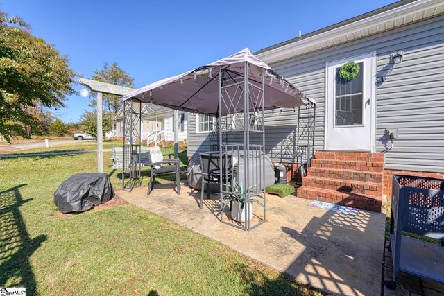 603 Ezra Court, Inman, SC 29349