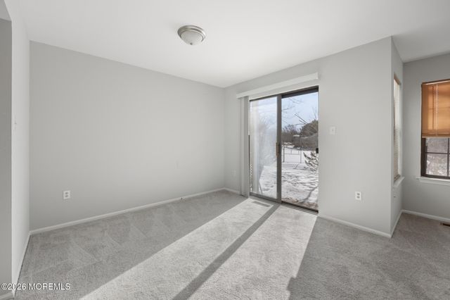 2305 Gulfstream Way, Toms River, NJ 08755