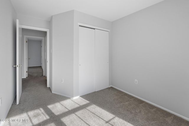 2305 Gulfstream Way, Toms River, NJ 08755