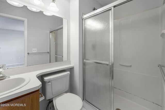 2305 Gulfstream Way, Toms River, NJ 08755