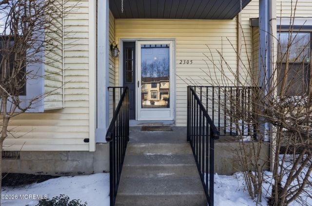 2305 Gulfstream Way, Toms River, NJ 08755