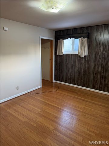 239 Grayton Road, Tonawanda, NY 14150