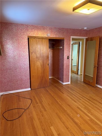 239 Grayton Road, Tonawanda, NY 14150