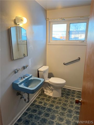 239 Grayton Road, Tonawanda, NY 14150