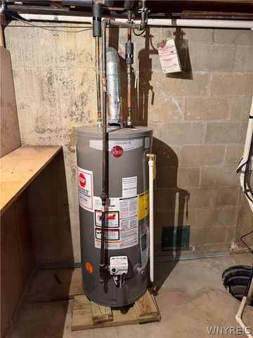 239 Grayton Road, Tonawanda, NY 14150