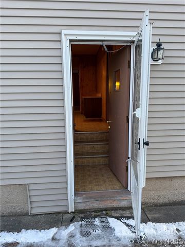 239 Grayton Road, Tonawanda, NY 14150