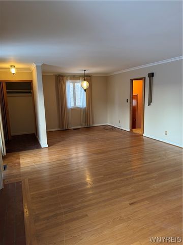 239 Grayton Road, Tonawanda, NY 14150