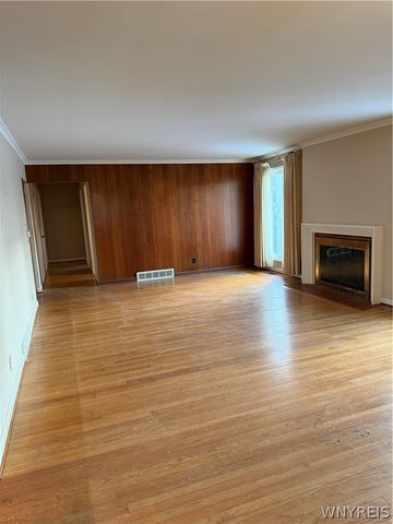 239 Grayton Road, Tonawanda, NY 14150